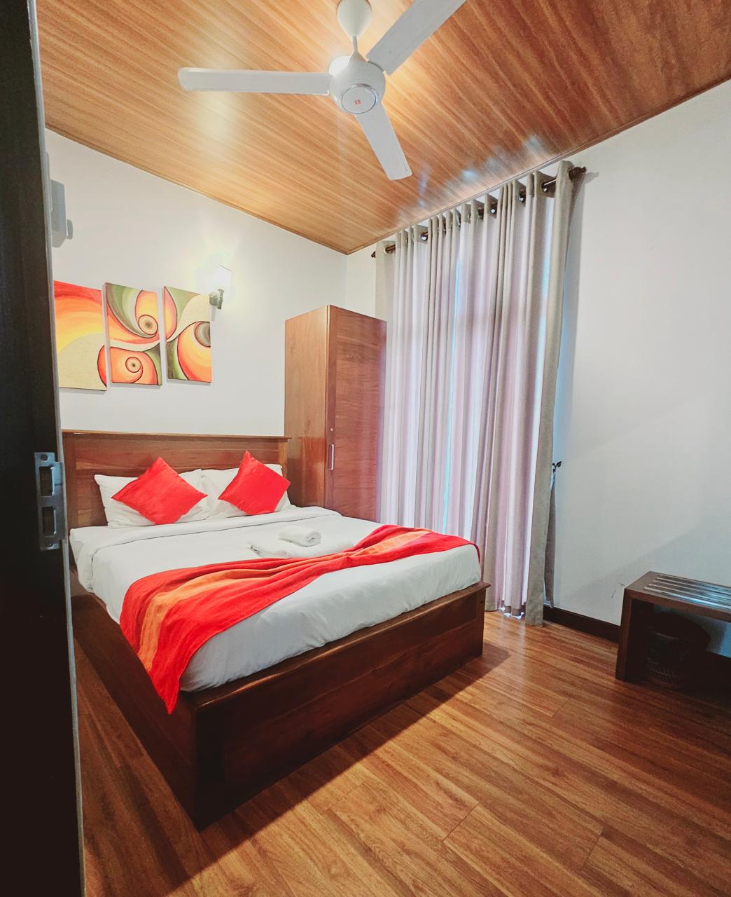 Two-Bedroom Apartment (Glenfalls) image 4