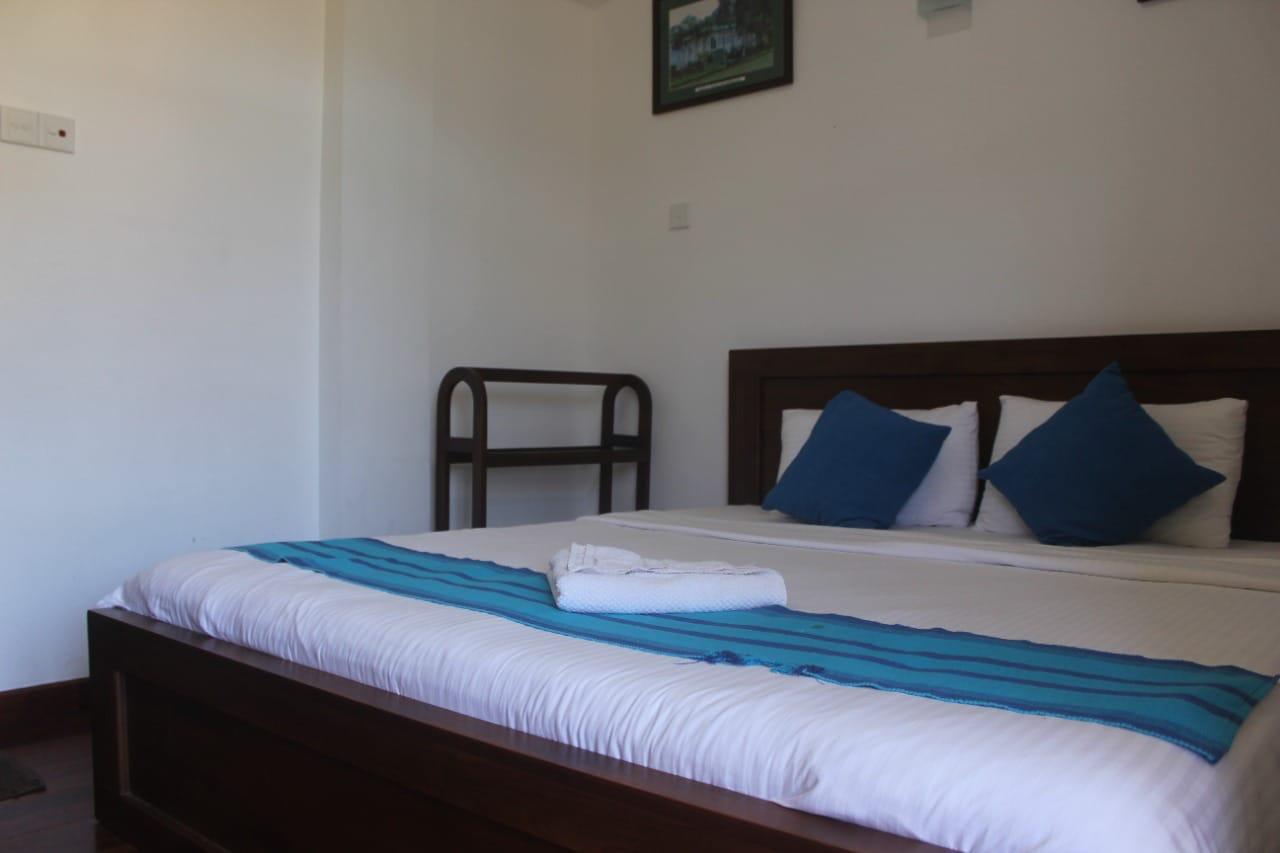 Three-Bedroom Apartment (Glenfalls) image 4